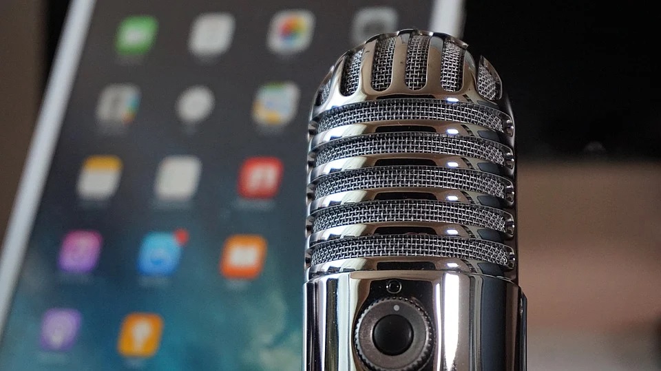 4 lesser-known benefits of podcasts for businesses